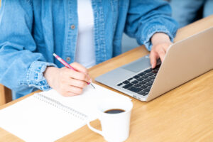 【資格】管理業務主任者を目指そう!宅建の勉強を活かして簡単合格!