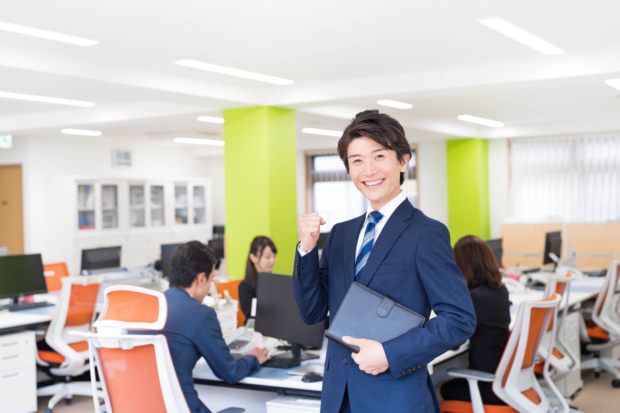 ブラックからホワイトへ!不動産営業転職成功者の実体験5選