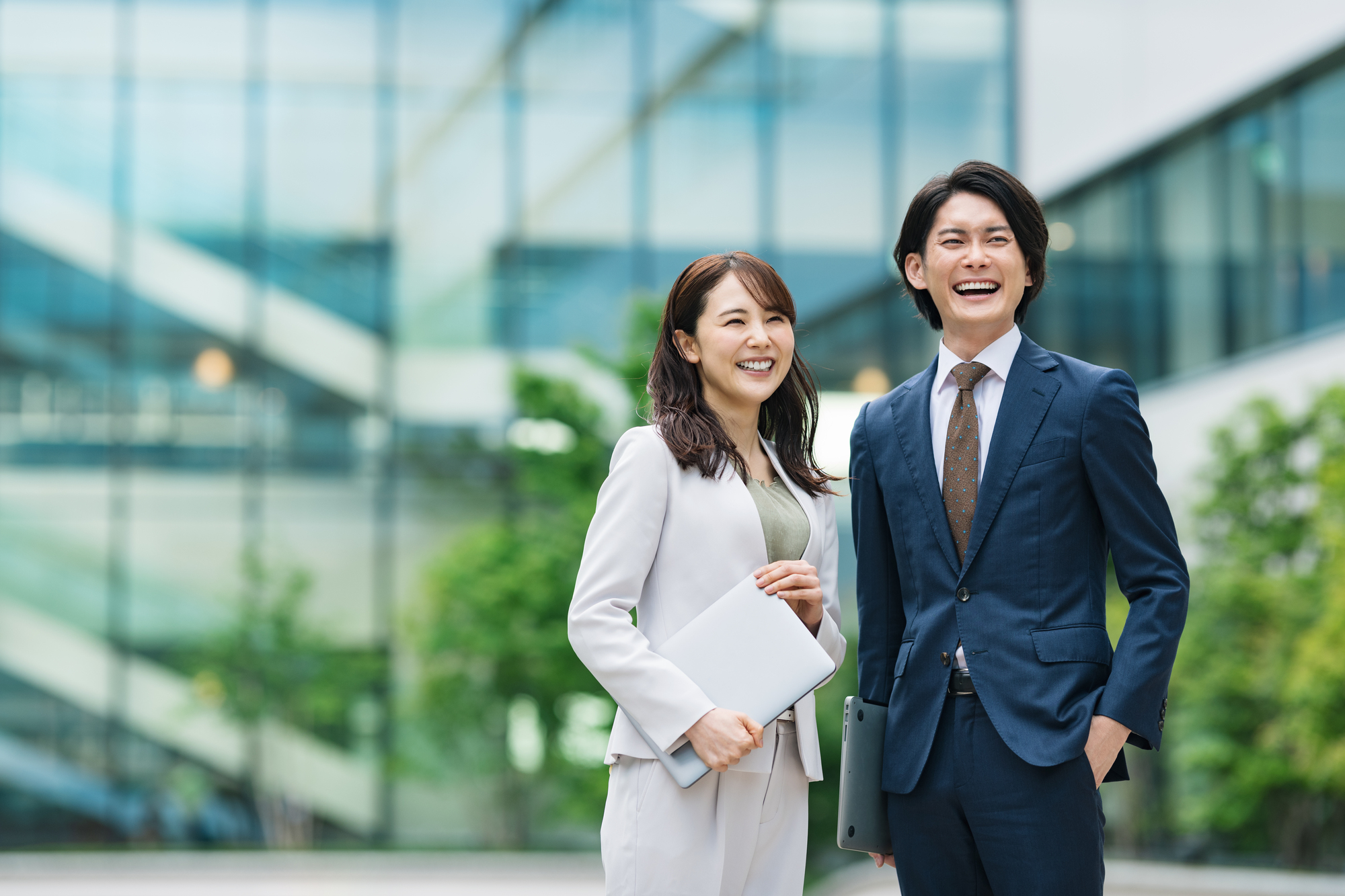 有給取得率・残業時間・休日数で見るホワイト不動産会社の判断基準5つ